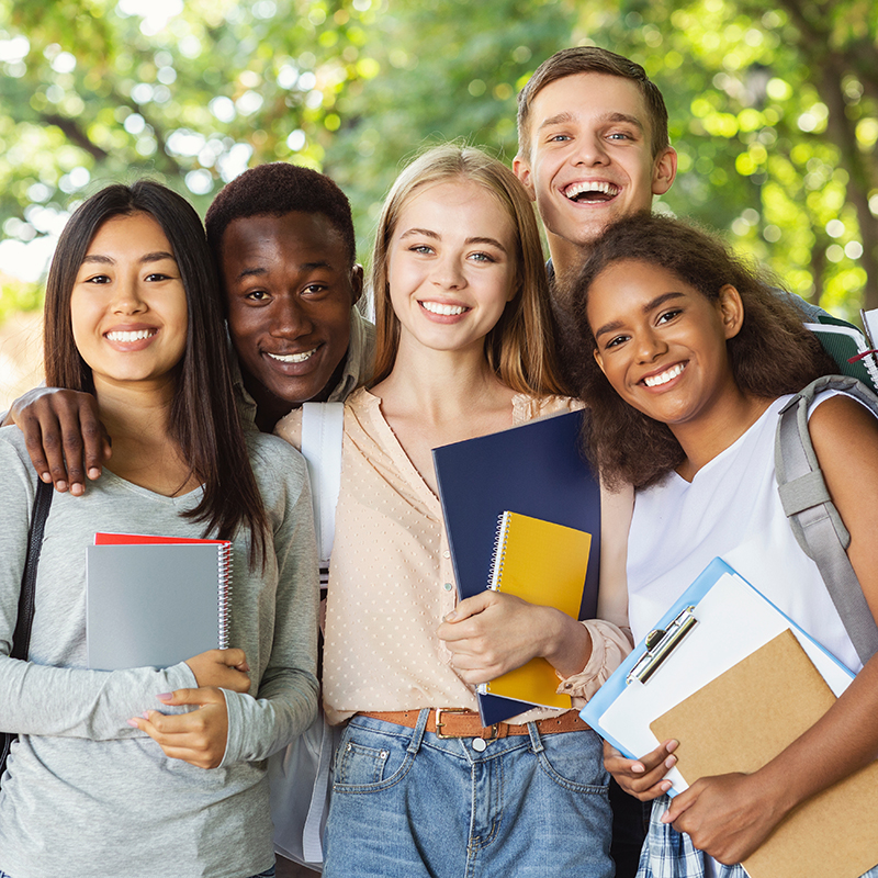 A group of 3 students collaborating